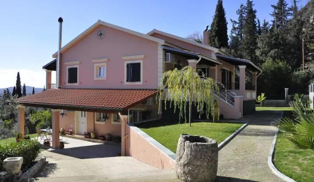 Villa Leo Junior