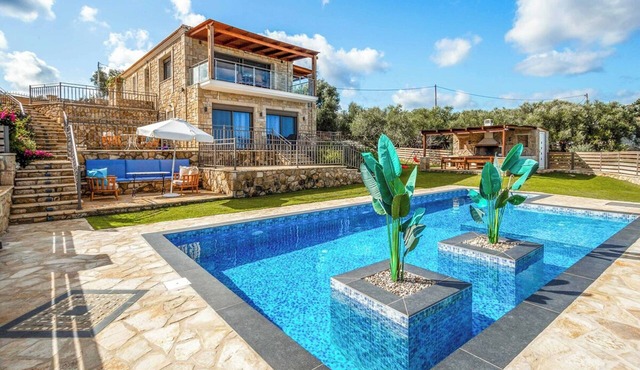 Villa Licaj with Private Pool