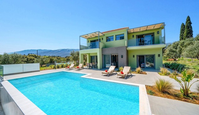 Villa Mandolin by Villa Plus