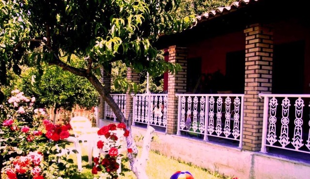 Villa Marietta is recently renovated and 3 minutes walking from the beach.