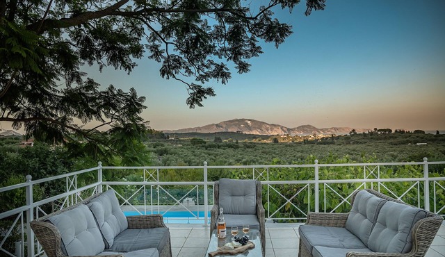 Villa Natura Private pool and Sea view -early book 60dates or more 5% DISCOUNT