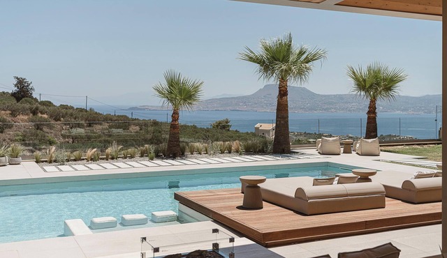 Villa Niolos I, Elegant Villa with Souda Bay Views by etouri