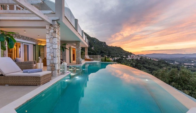 Villa Nirvana