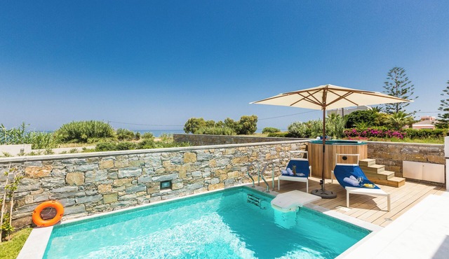 Villa Persi, Exclusive Villa With Private Beach Facilities