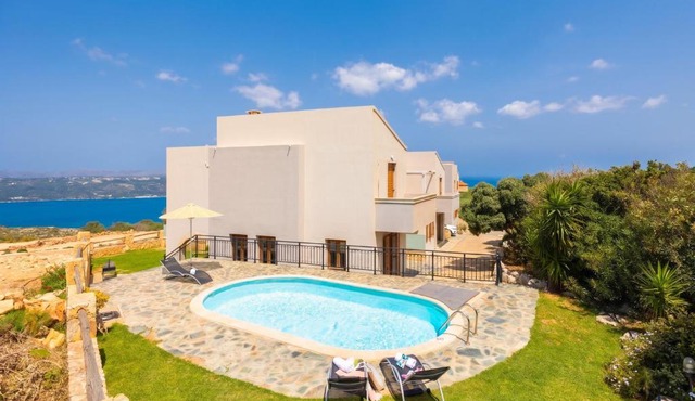 Villa Stratos