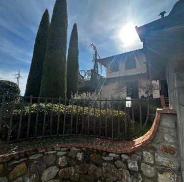Villa tre cipressi