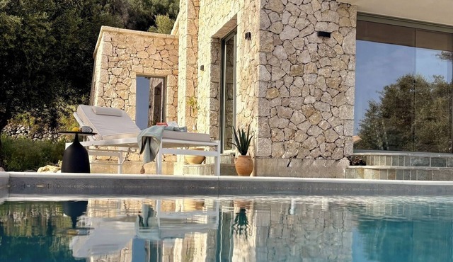 Villa Xalupi Corfu - Design villa with pool & sea view