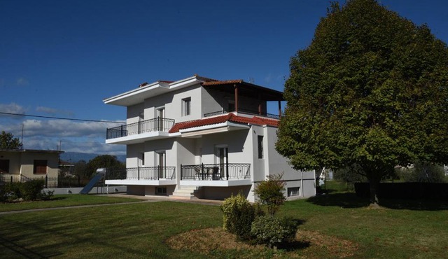 VILLAGE HOUSE