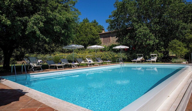 Wonderful private villa for 8 guests with private pool, WIFI, A/C, veranda and panoramic view