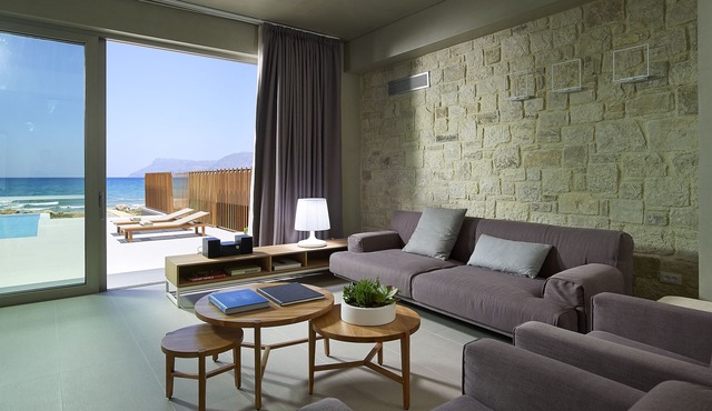 Youphoria Beach front luxury villa Amoss 2 bedrooms