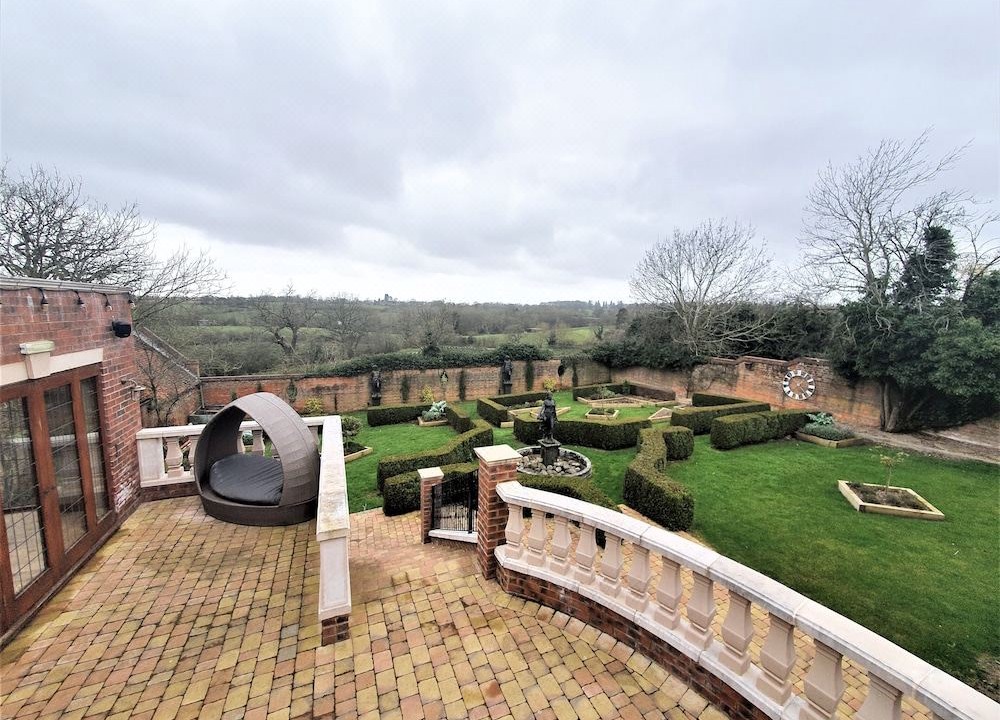 Photo of Patio Balcony in Lapworth