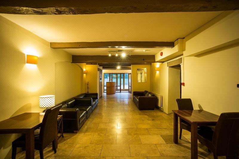 Photo of Livingroom in Hambrook