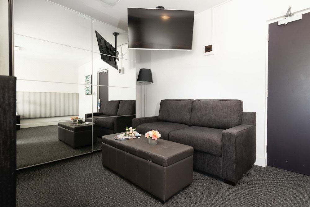 Photo of Livingroom in East Melbourne