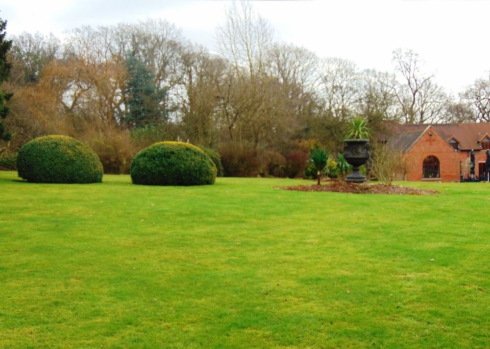 Photo of Buildings in Lapworth