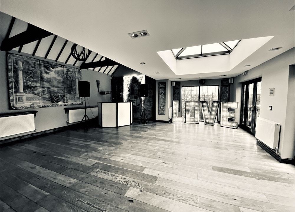 Photo of Buildings in Lapworth