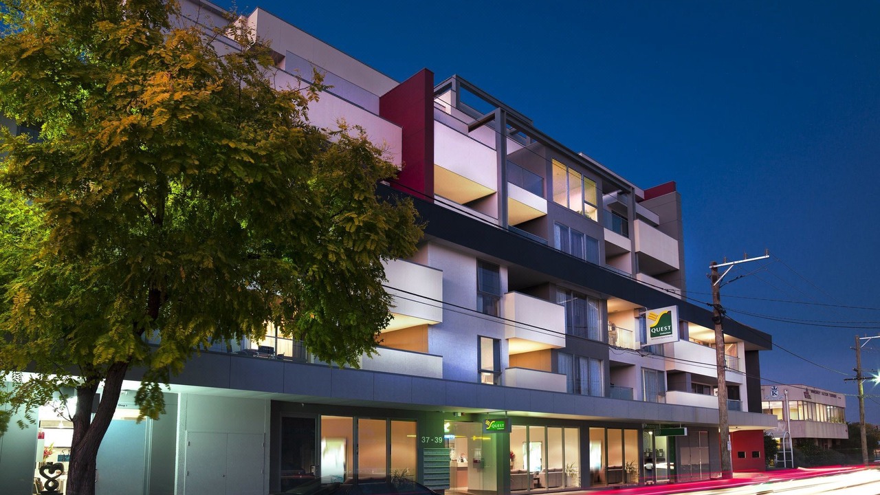 Photo of Buildings in Cheltenham