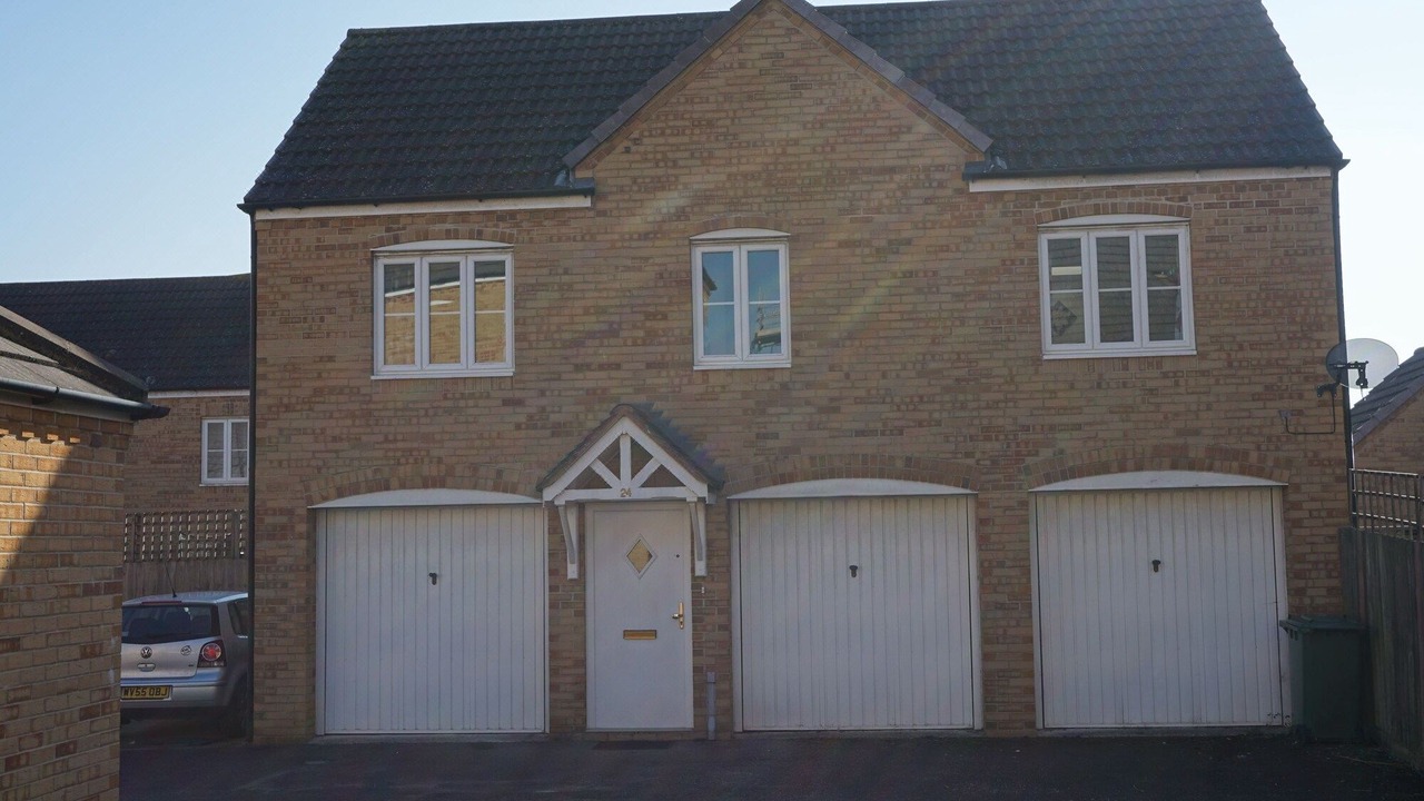 Photo of Buildings in Hambrook