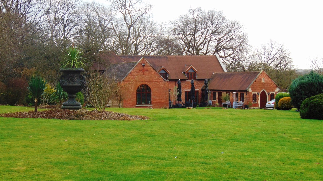 Photo of Buildings in Lapworth