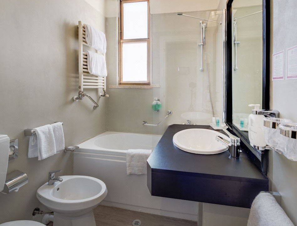 Photo of Bathroom in Peretola