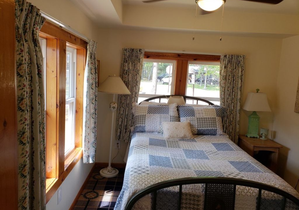 Photo of Bedroom in Higgins Lake