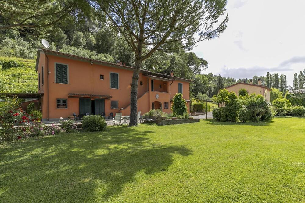 Photo of Outdoor in Montopoli in Val d'Arno