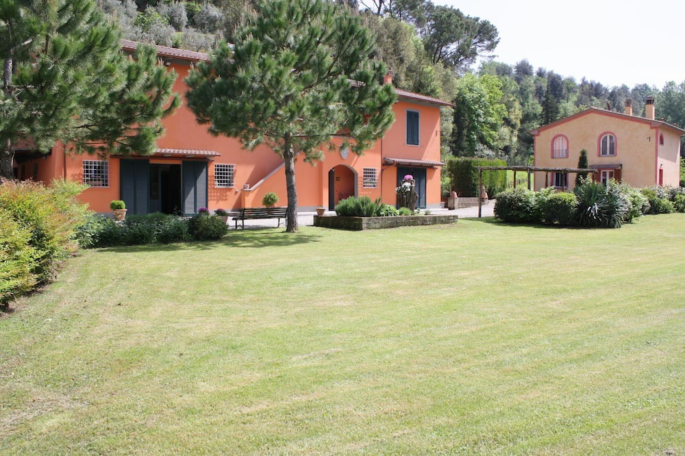 Photo of Outdoor in Montopoli in Val d'Arno