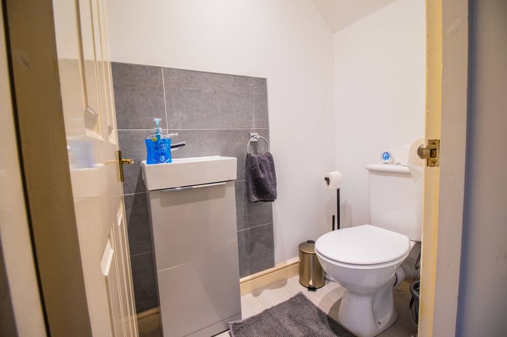 Photo of Bathroom in Stoke Gifford