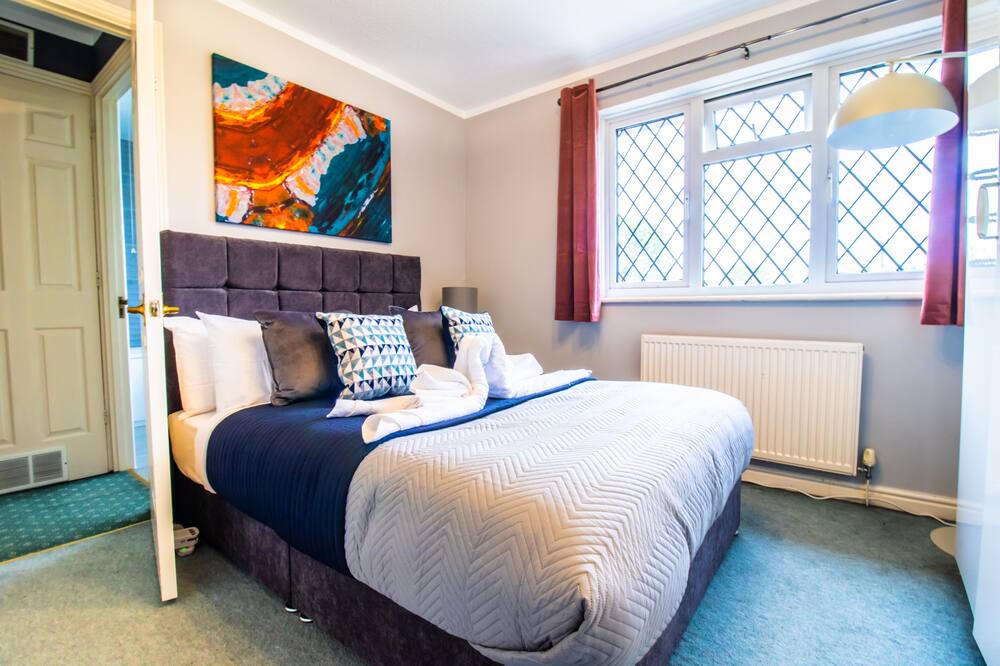 Photo of Bedroom in Stoke Gifford