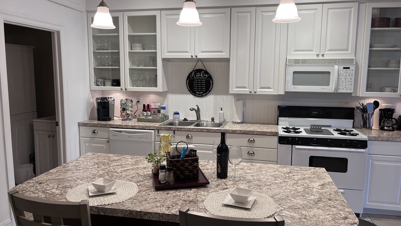 Photo of Kitchen in Flat Rock