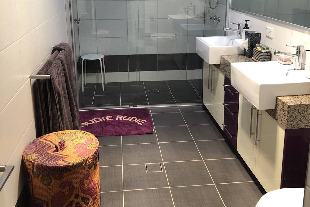 Photo of Bathroom in Capel Sound