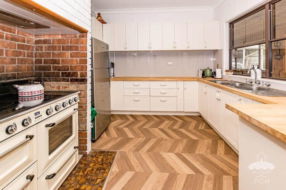Photo of Kitchen in Foster North