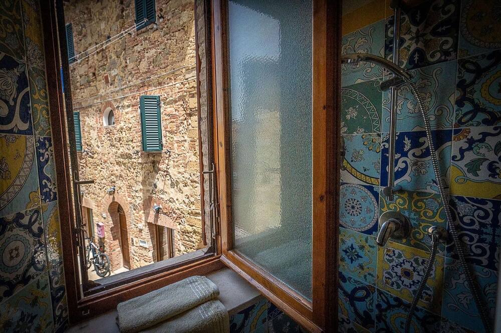 Photo of Bathroom in Monticchiello