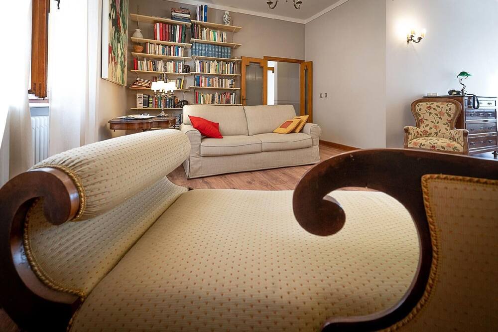 Photo of Bedroom in Monticchiello