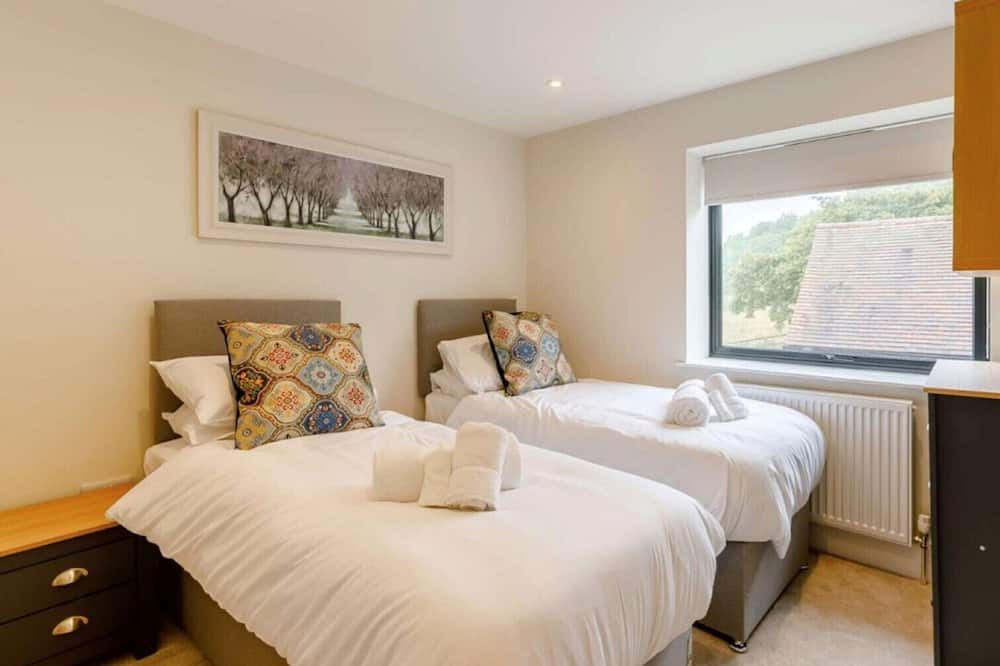 Photo of Bedroom in Moreton Valence