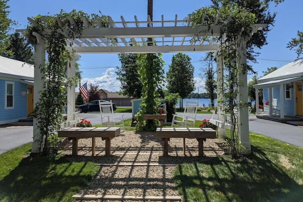 Photo of Outdoor in Paw Paw Lake