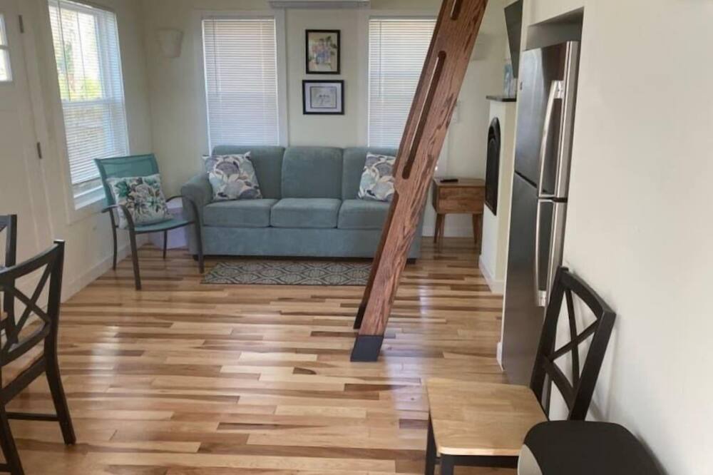 Photo of Bedroom in Paw Paw Lake
