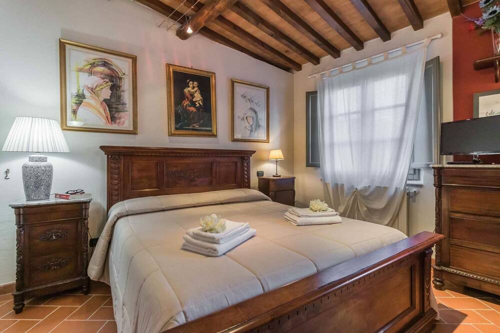 Photo of Bedroom in Matraia