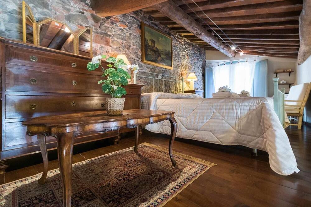 Photo of Bedroom in Matraia