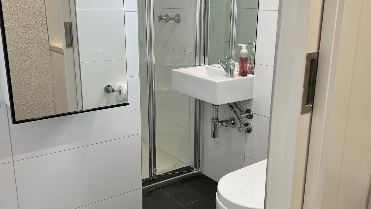 Photo of Bathroom in Cowes
