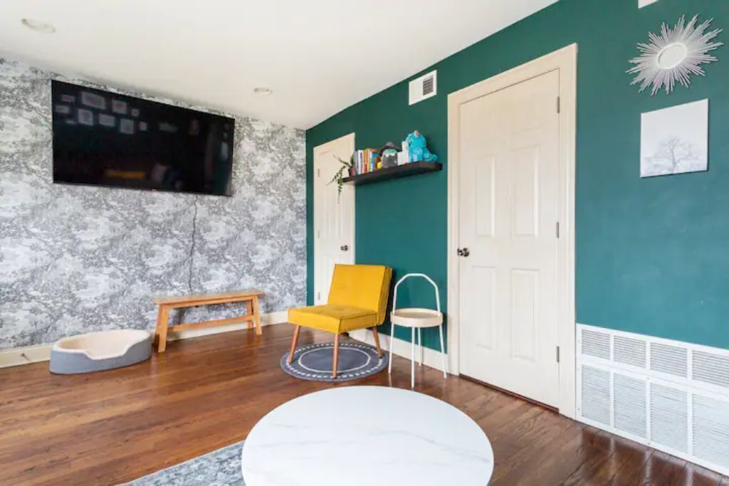 Photo of Livingroom in Ashburn