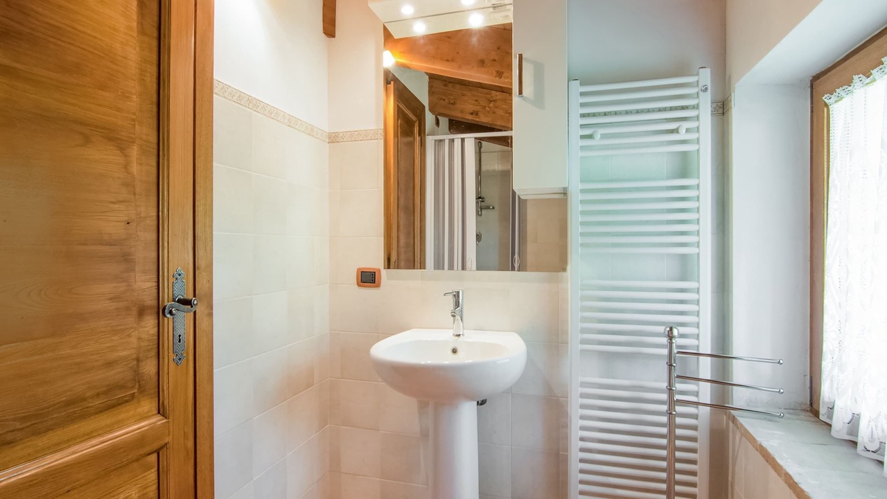 Photo of Bathroom in Nocera Umbra