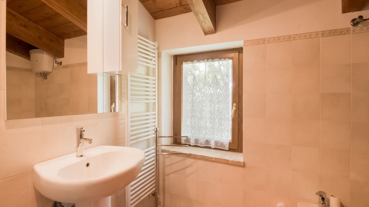 Photo of Bathroom in Nocera Umbra