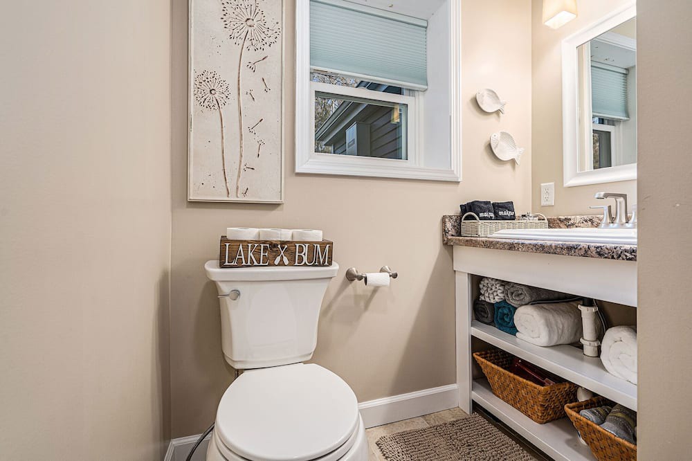 Photo of Bathroom in Hickory Corners