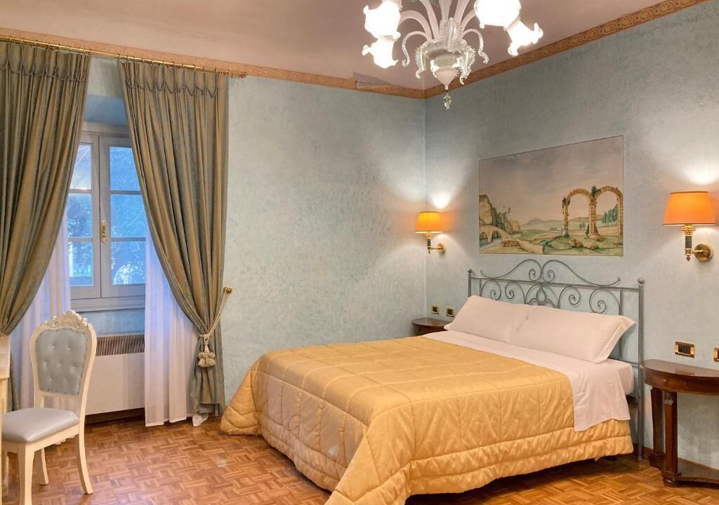 Photo of Bedroom in Colonnata