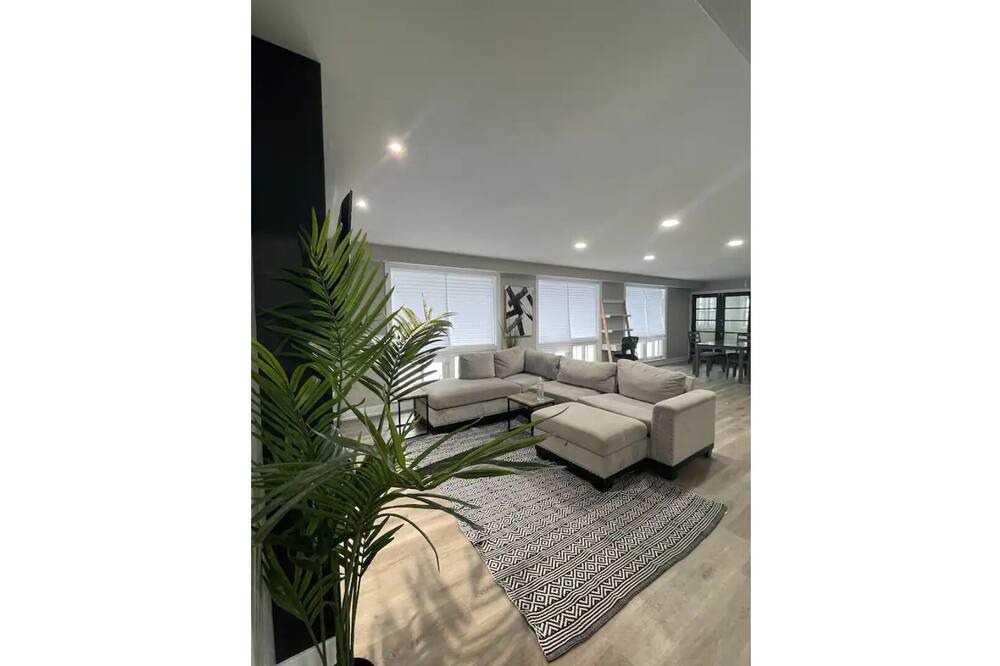Photo of Livingroom in Calumet Heights