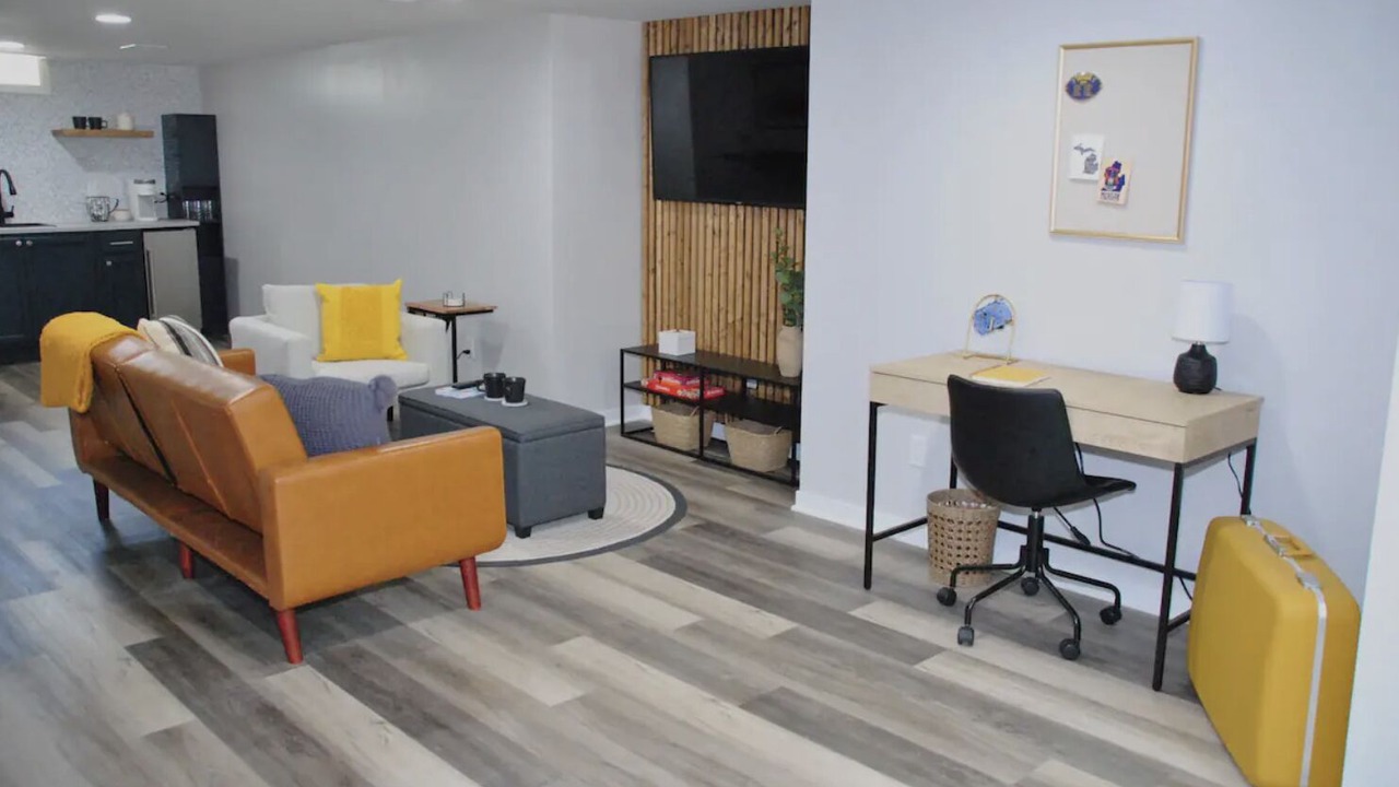 Photo of Livingroom in Ann Arbor