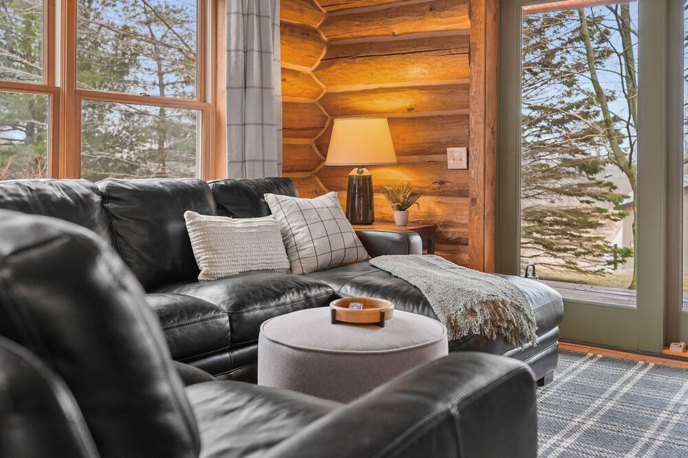 Photo of Livingroom in Beulah