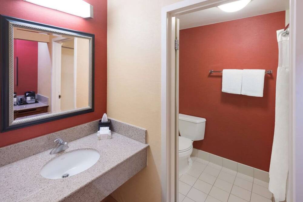Photo of Bathroom in Auburn Hills