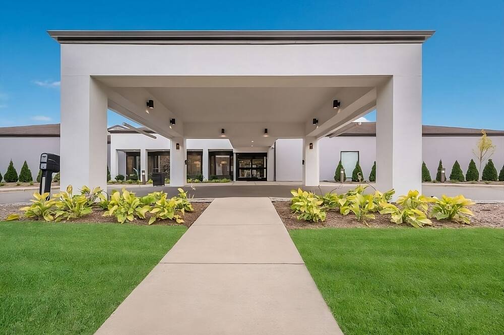 Photo of Outdoor in Auburn Hills
