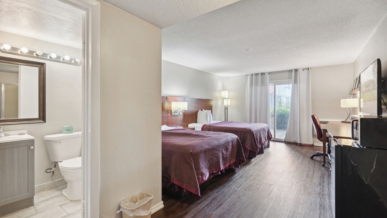 Photo of Bedroom in Toledo